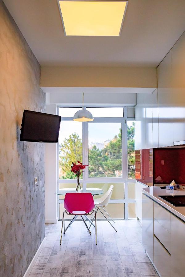 Central Bliss Apartment ซูชาวา ภายนอก รูปภาพ